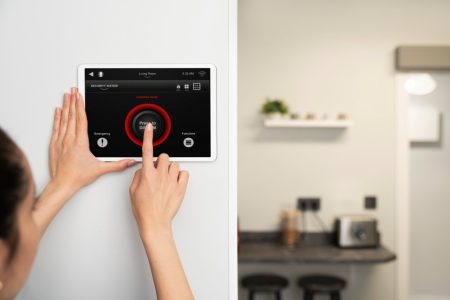 home-automation-with-tablet (2)